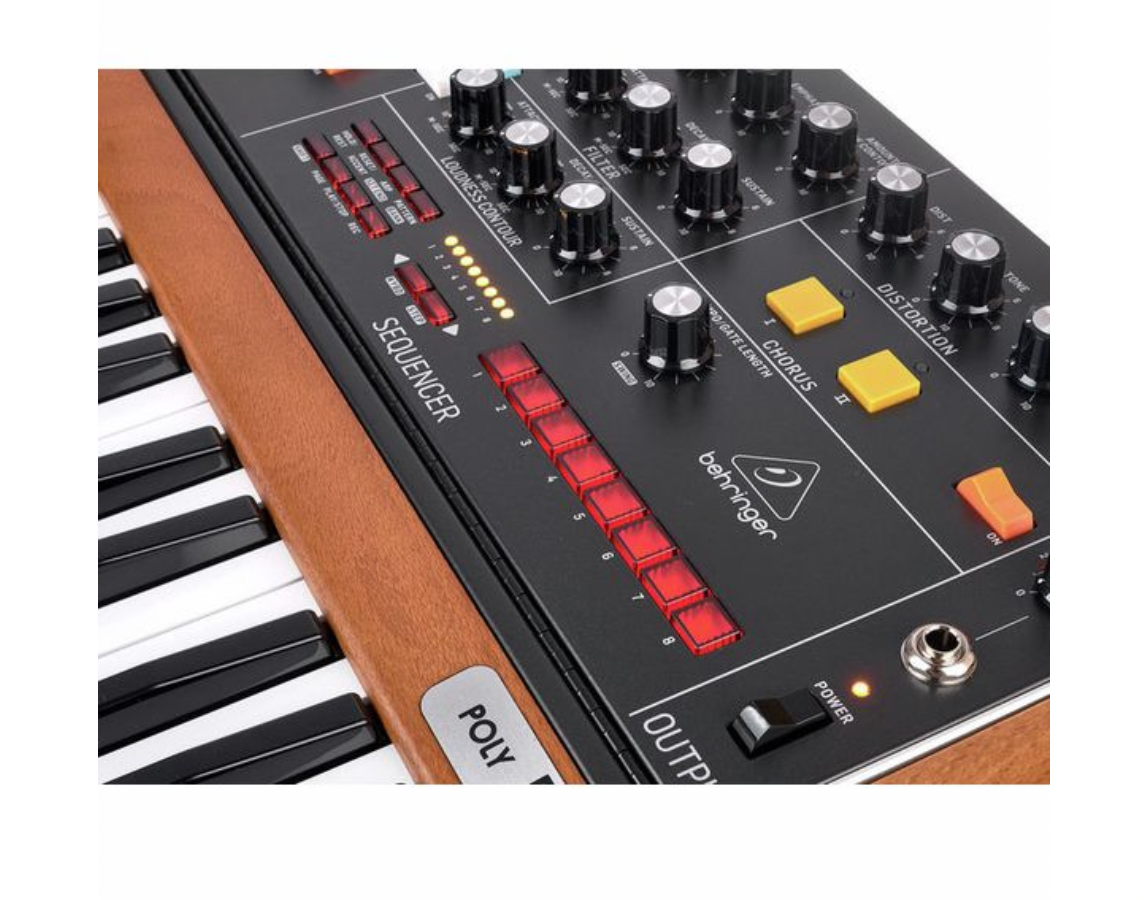Behringer Poly D 4-Voice Polyphonic Synthesizer  - Black / Wood